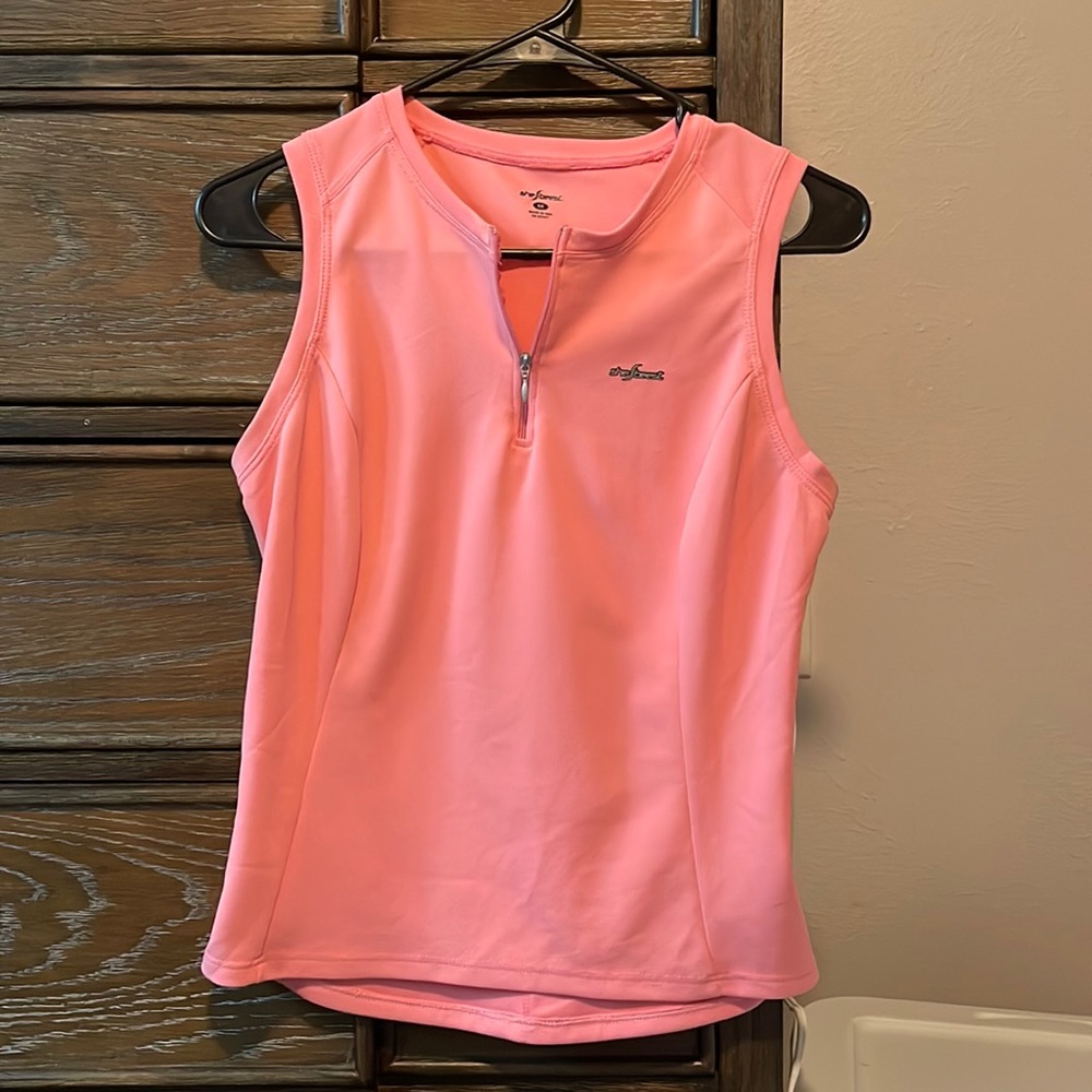 Athletic tank